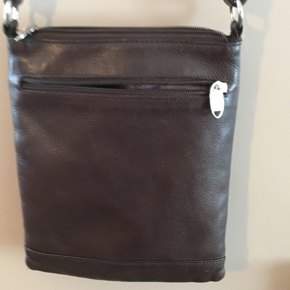 Kenneth Cole Reaction brown cross body purse - Picture 3 of 9